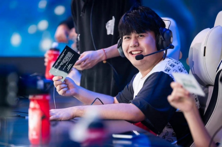 一位在欧洲 一位在欧洲